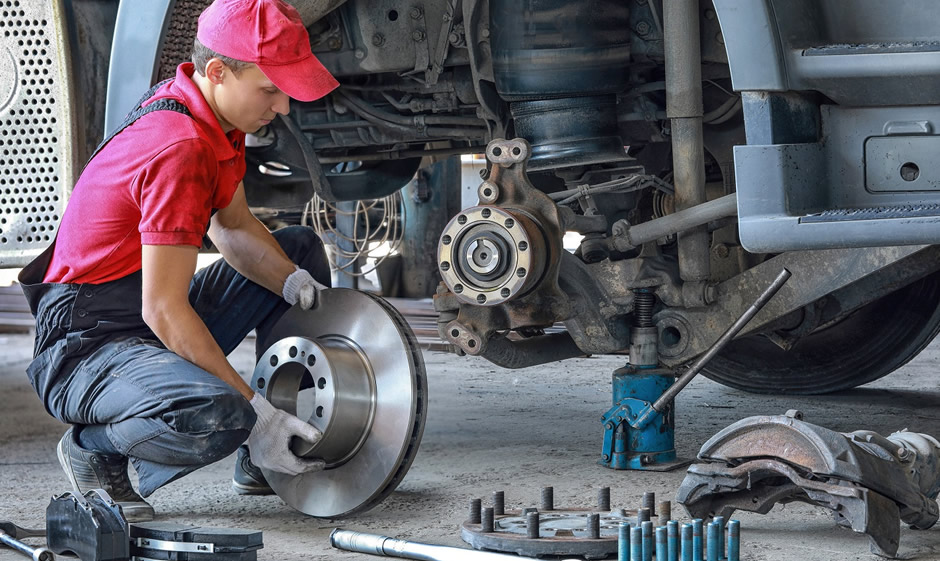 Mobile Semi Truck Repair 24/7